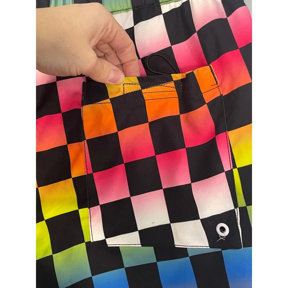 NWT EMPYRE Rainbow Checkerboard Swim Trunks Men's Size Medium‎